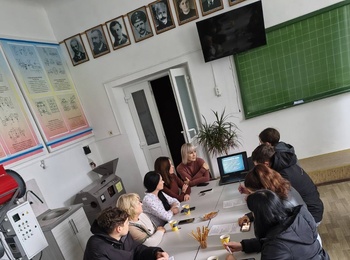 ЗАСІДАННЯ СТУДЕНТСЬКОГО ГУРТКА З ХАРЧОВИХ ТЕХНОЛОГІЙ